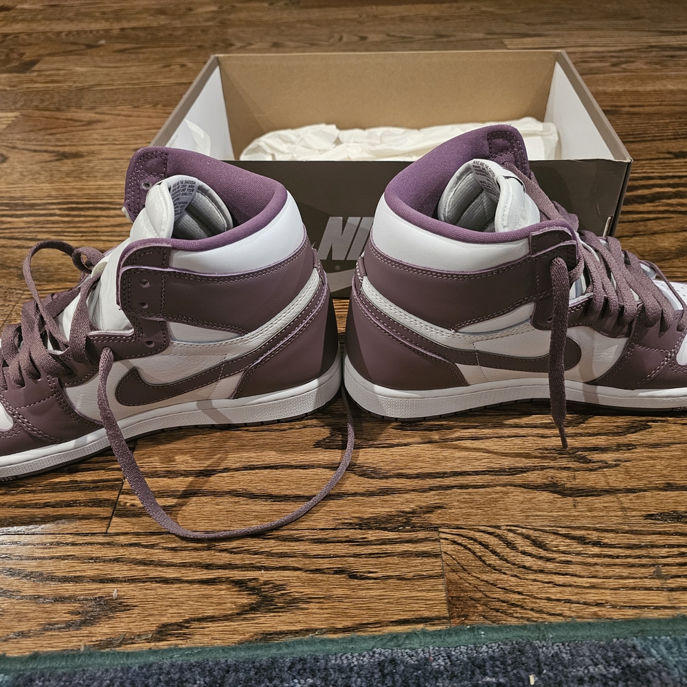 Nike High-Top Sneakers in Plum and White